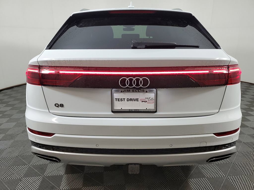 Used 2025 Audi Q8 Premium Plus AWD/4WD image 5