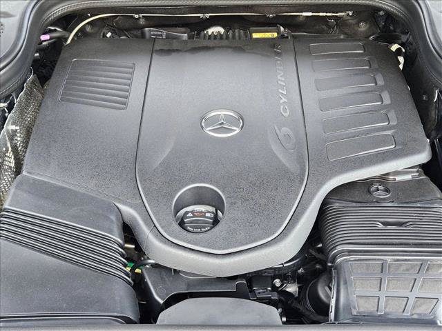 New 2026 Mercedes-Benz GLS 450 4MATIC image 17