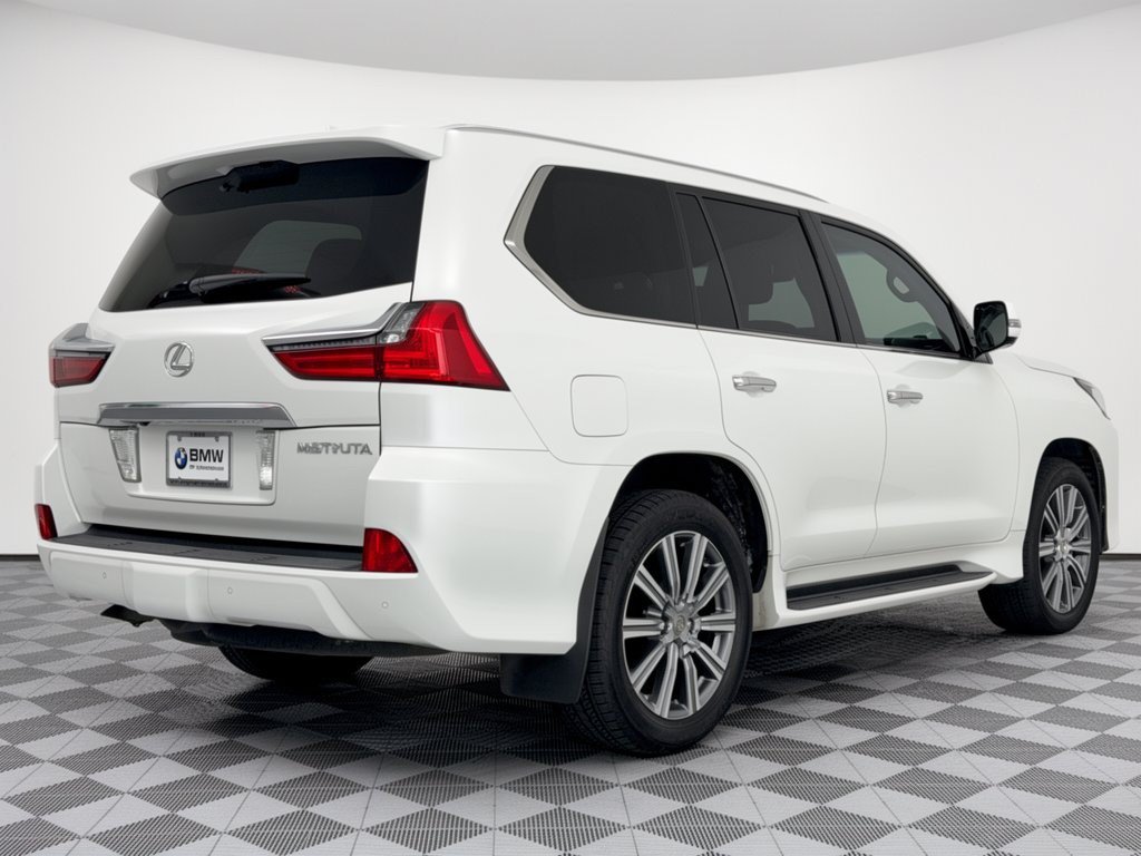 Used 2017 Lexus LX 570 4WD w/ Luxury Package image 9