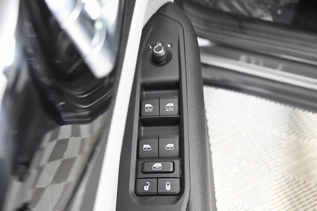 Used 2022 Jeep Compass Limited AWD/4WD image 21