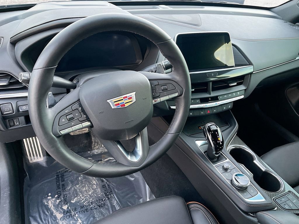 Used 2025 Cadillac CT4 V w/ Technology Package AWD/4WD image 9