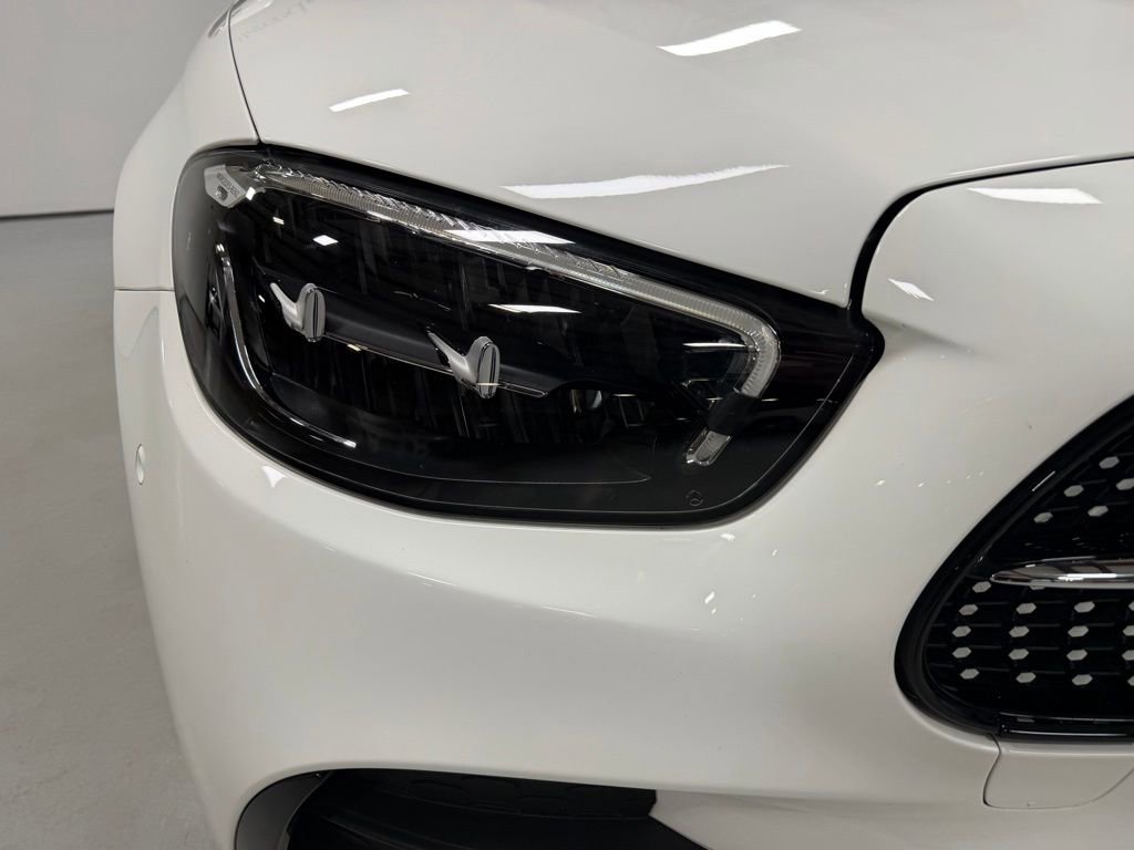 Used 2023 Mercedes-Benz E 350 4MATIC Sedan image 10