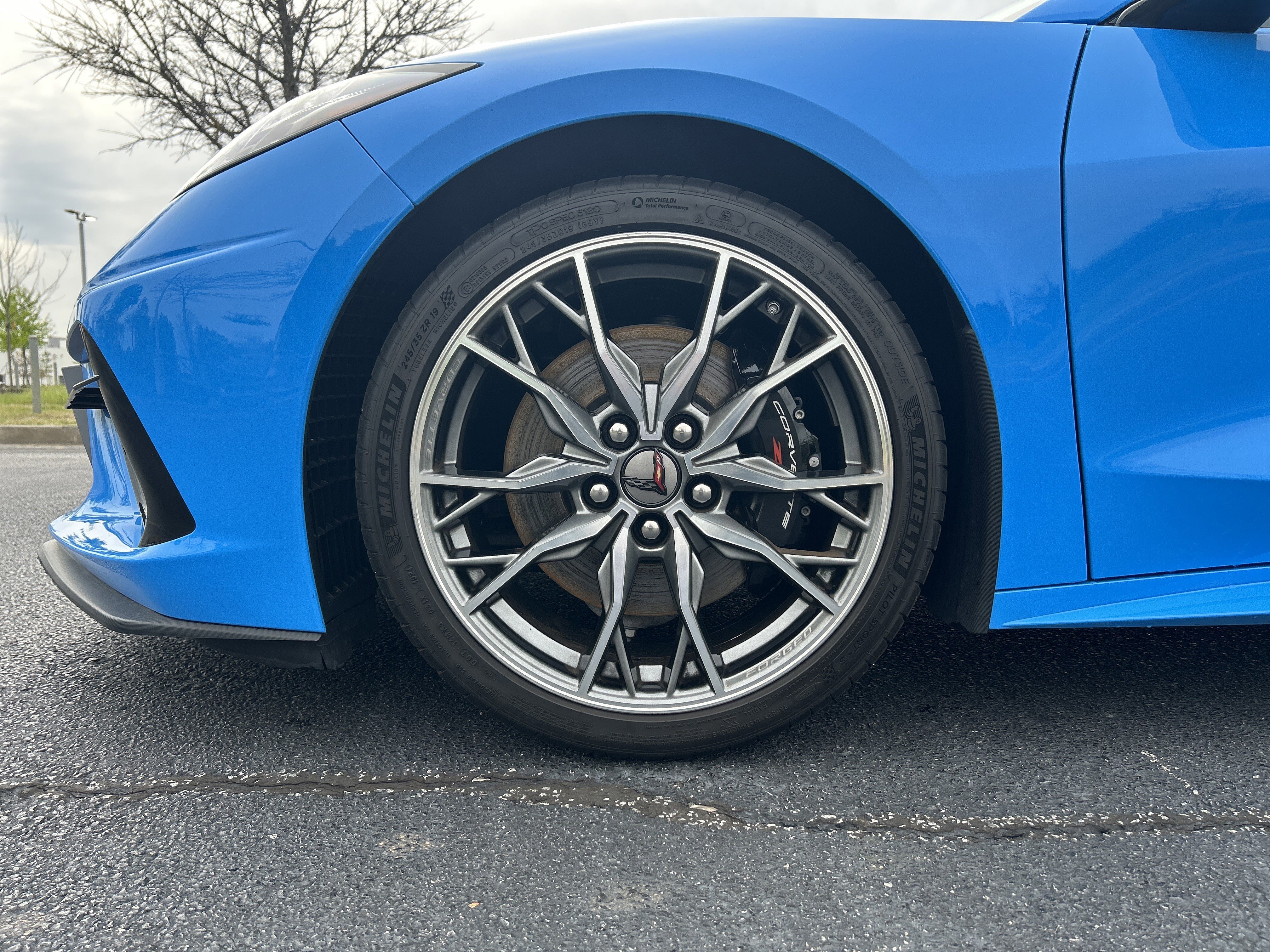 Used 2024 Chevrolet Corvette Stingray Premium Cpe w/ Z51 Performance Package image 32