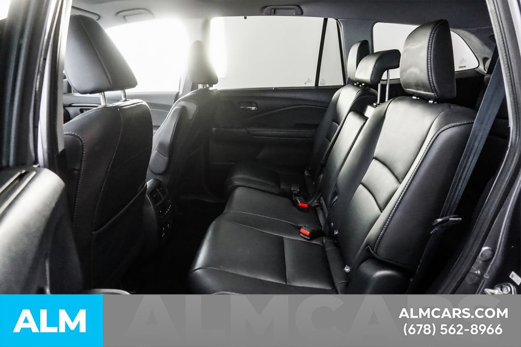 Used 2020 Honda Pilot Touring image 17