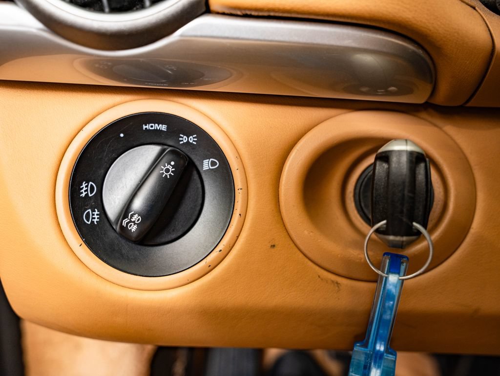 Used 2007 Porsche Boxster S RWD image 23