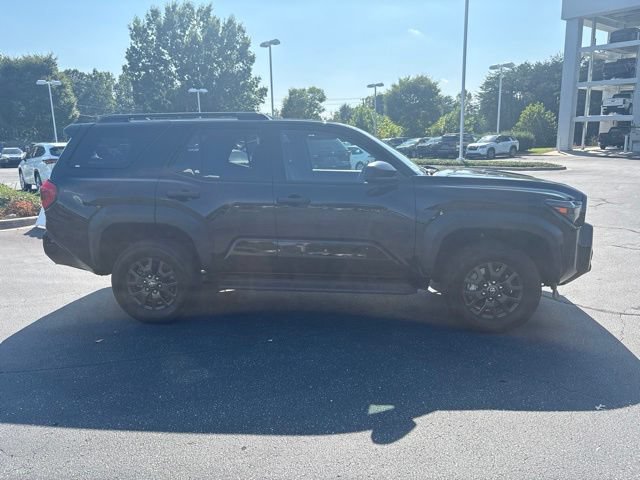 Used 2026 Toyota 4Runner SR5 AWD/4WD image 5