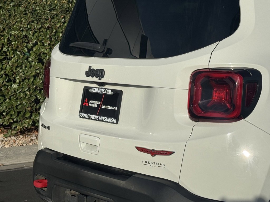 Used 2021 Jeep Renegade Trailhawk w/ Luxury Group III image 36