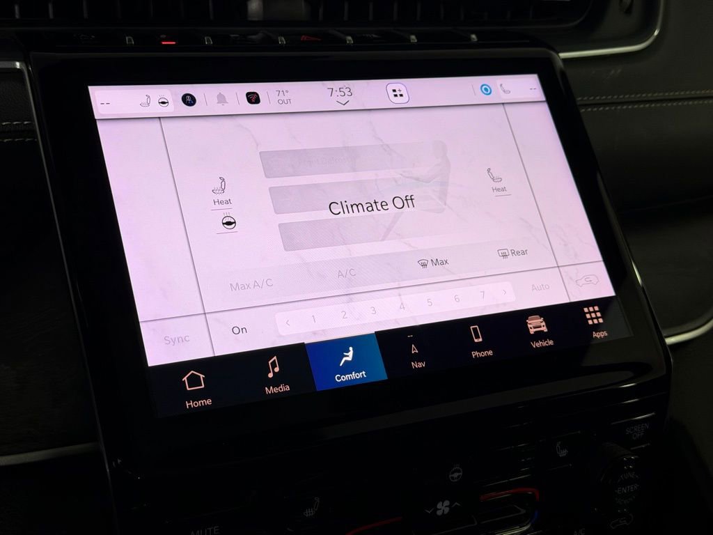 Certified 2025 Jeep Grand Cherokee Limited image 19