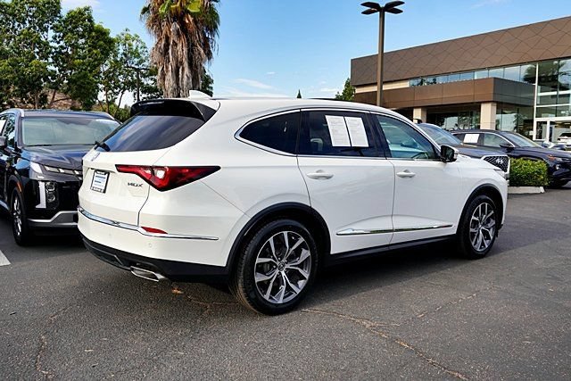 Used 2022 Acura MDX w/ Technology Package FWD image 4