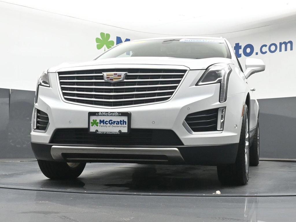 Used 2017 Cadillac XT5 Platinum w/ Driver Assist Package AWD/4WD image 7