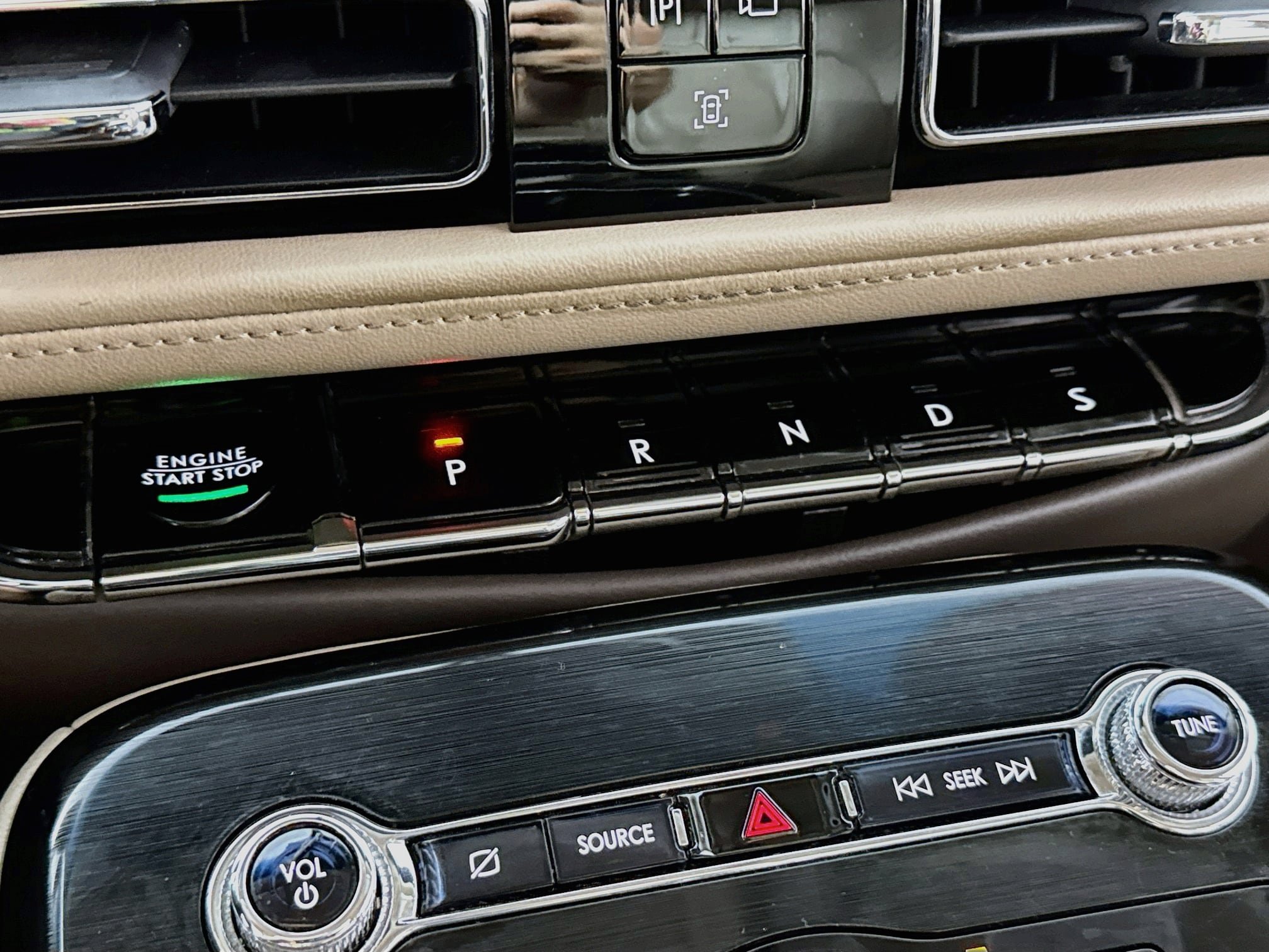 Used 2022 Lincoln Nautilus AWD w/ Premium Package image 19