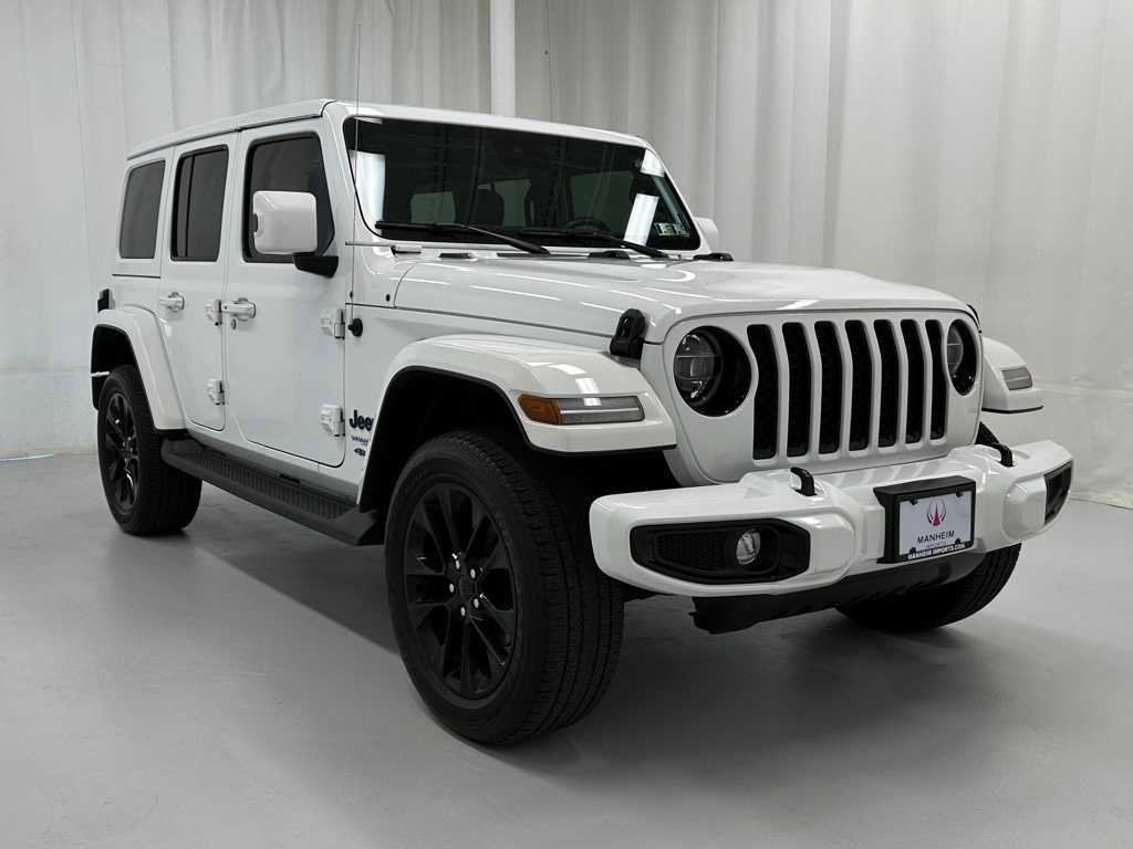 Used 2021 Jeep Wrangler Unlimited Sahara image 2