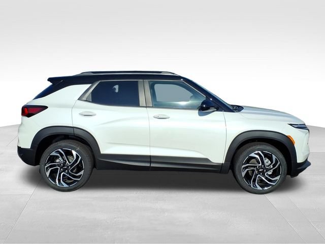 New 2026 Chevrolet TrailBlazer RS w/ Convenience Package AWD/4WD video 2