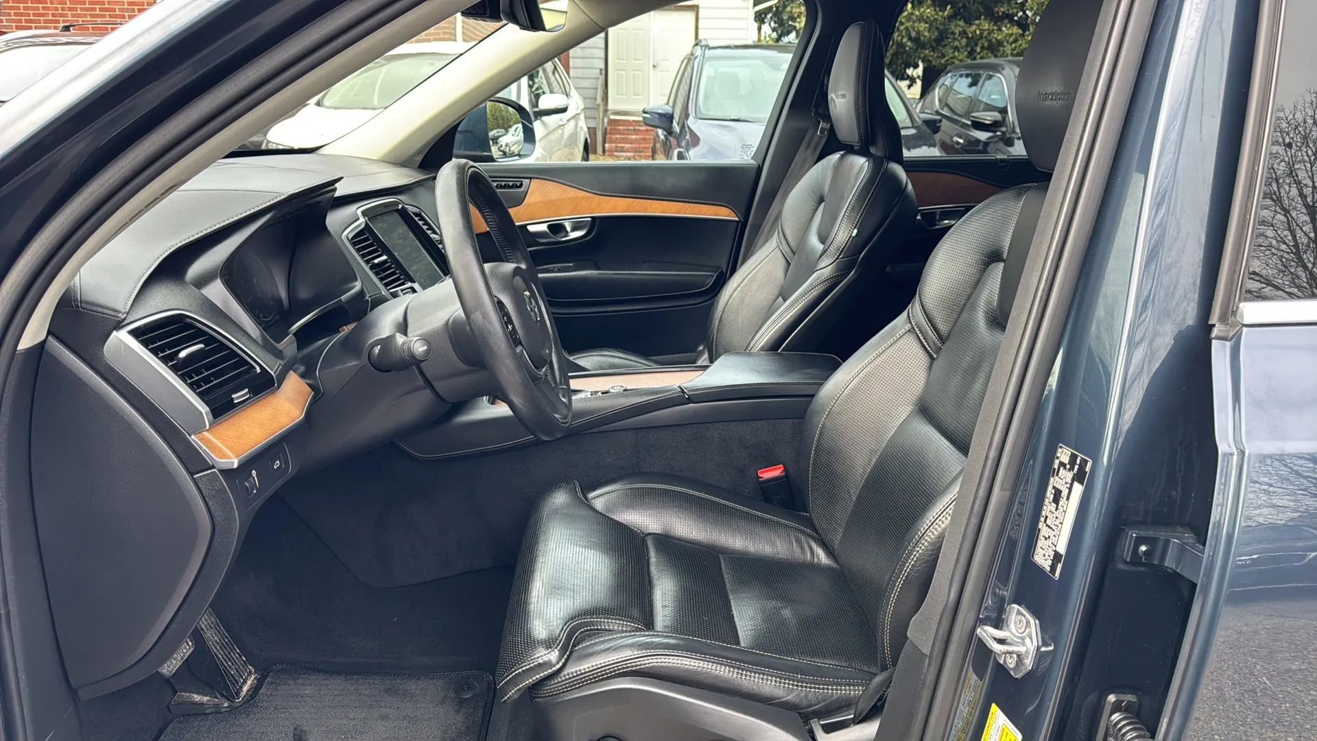 Used 2019 Volvo XC90 T6 Inscription w/ Advanced Package image 10