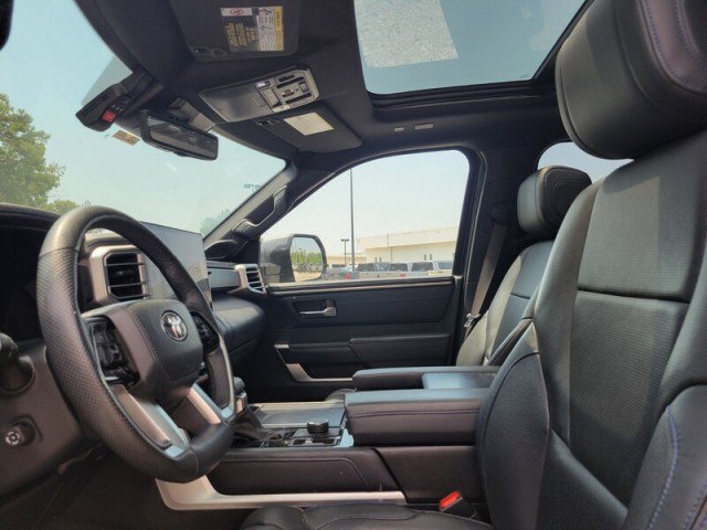 Used 2023 Toyota Sequoia Platinum AWD/4WD image 8