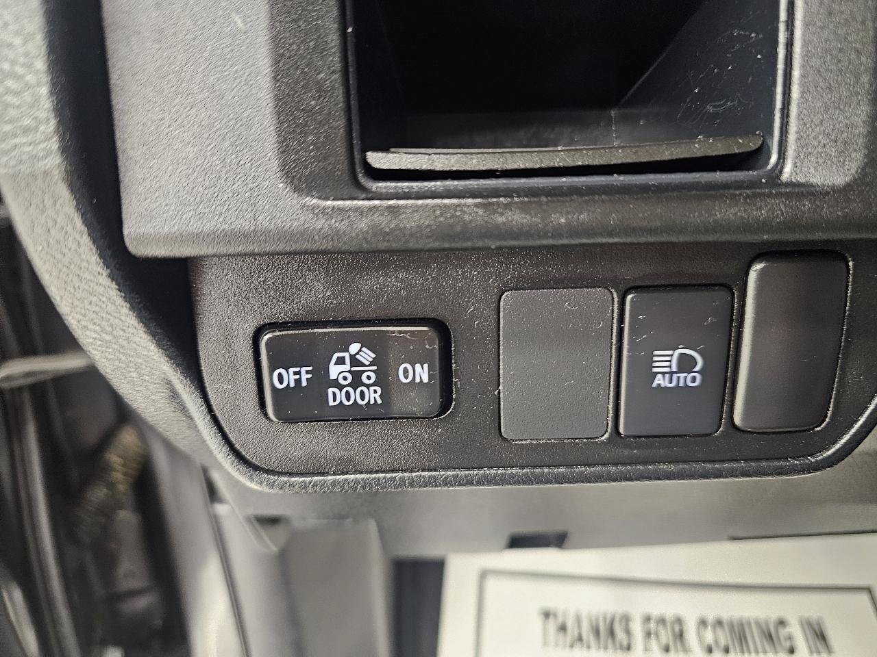 Used 2019 Toyota Tacoma SR5 AWD/4WD image 13