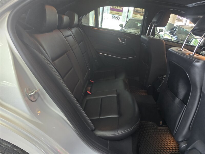 Used 2014 Mercedes-Benz E 350 4MATIC Sedan image 17