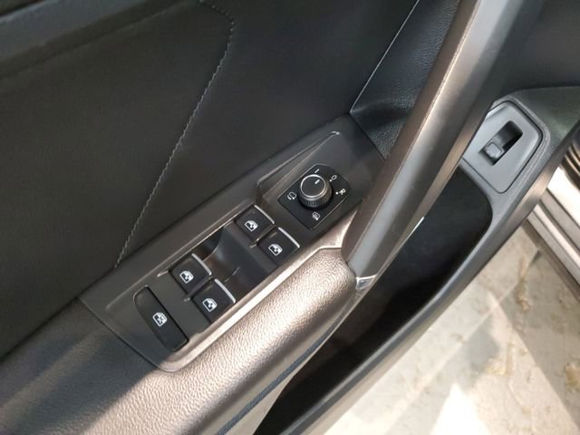 Used 2020 Volkswagen Tiguan SEL Premium R-Line w/ 3rd Row Seat Package image 12