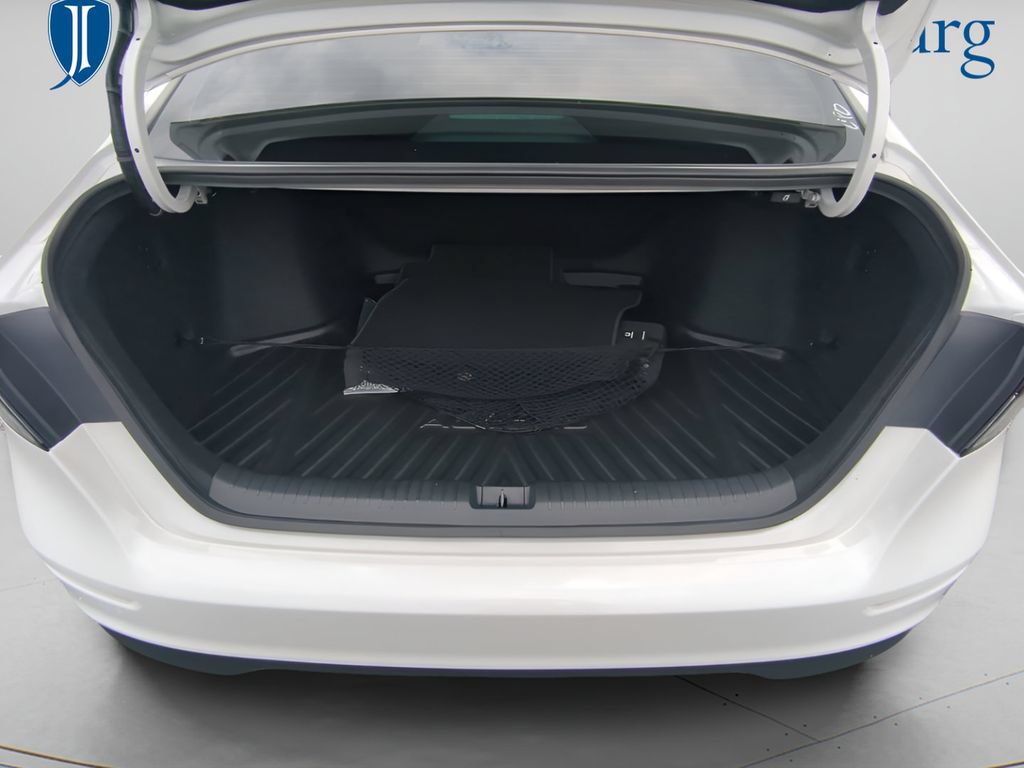 Certified 2025 Honda Accord LX image 10
