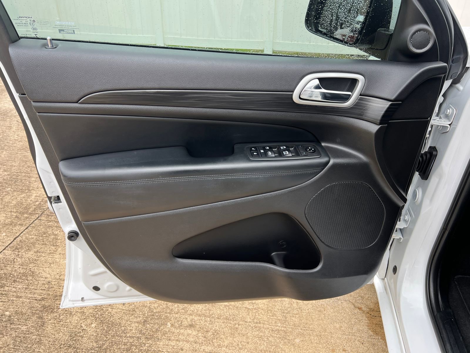 Used 2021 Jeep Grand Cherokee Laredo X RWD image 20