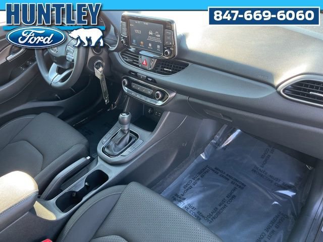 Used 2020 Hyundai Elantra GT image 10