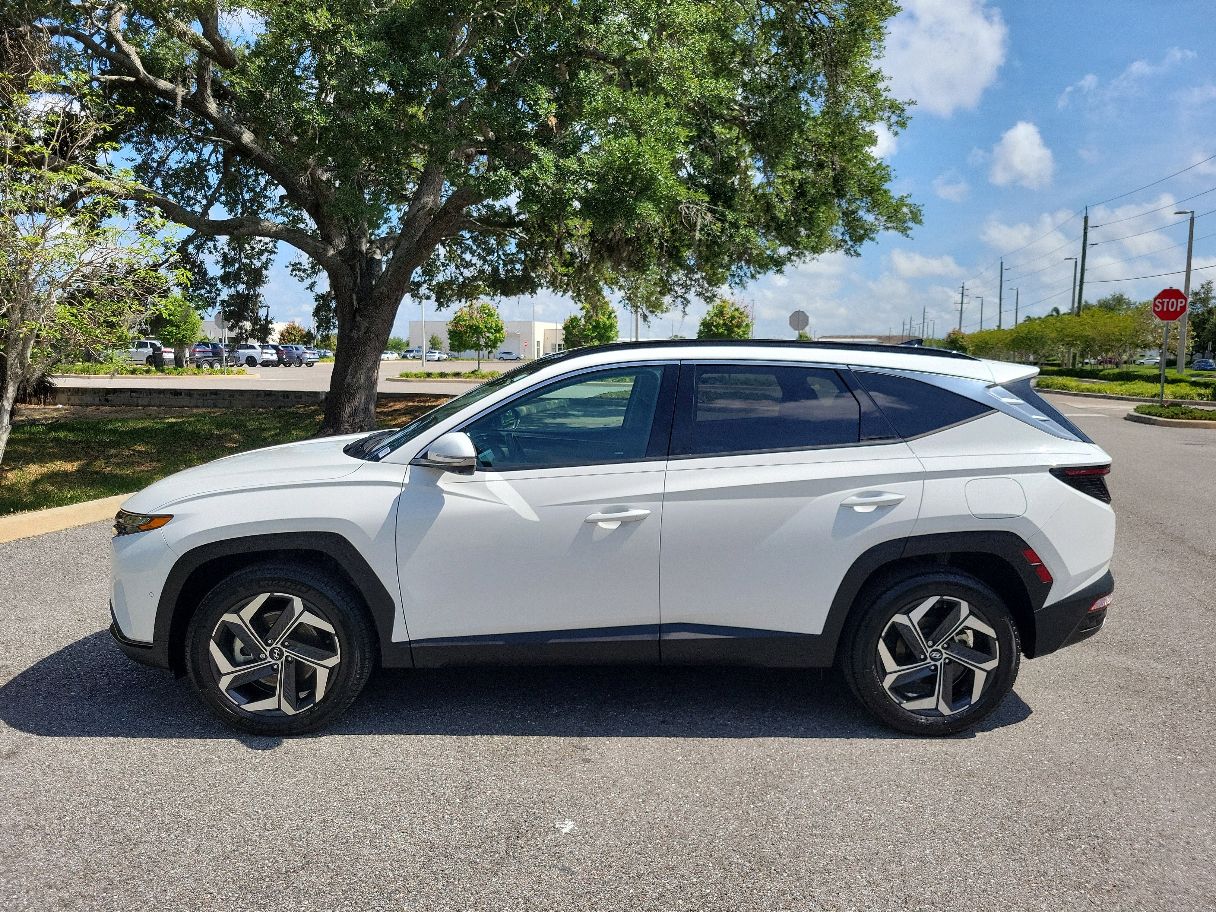 Used 2023 Hyundai Tucson Limited AWD/4WD image 7