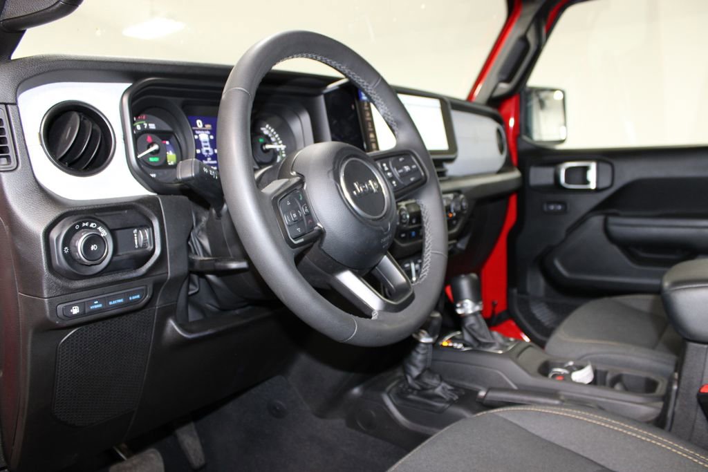 Used 2025 Jeep Wrangler Unlimited Sport S 4xe image 18
