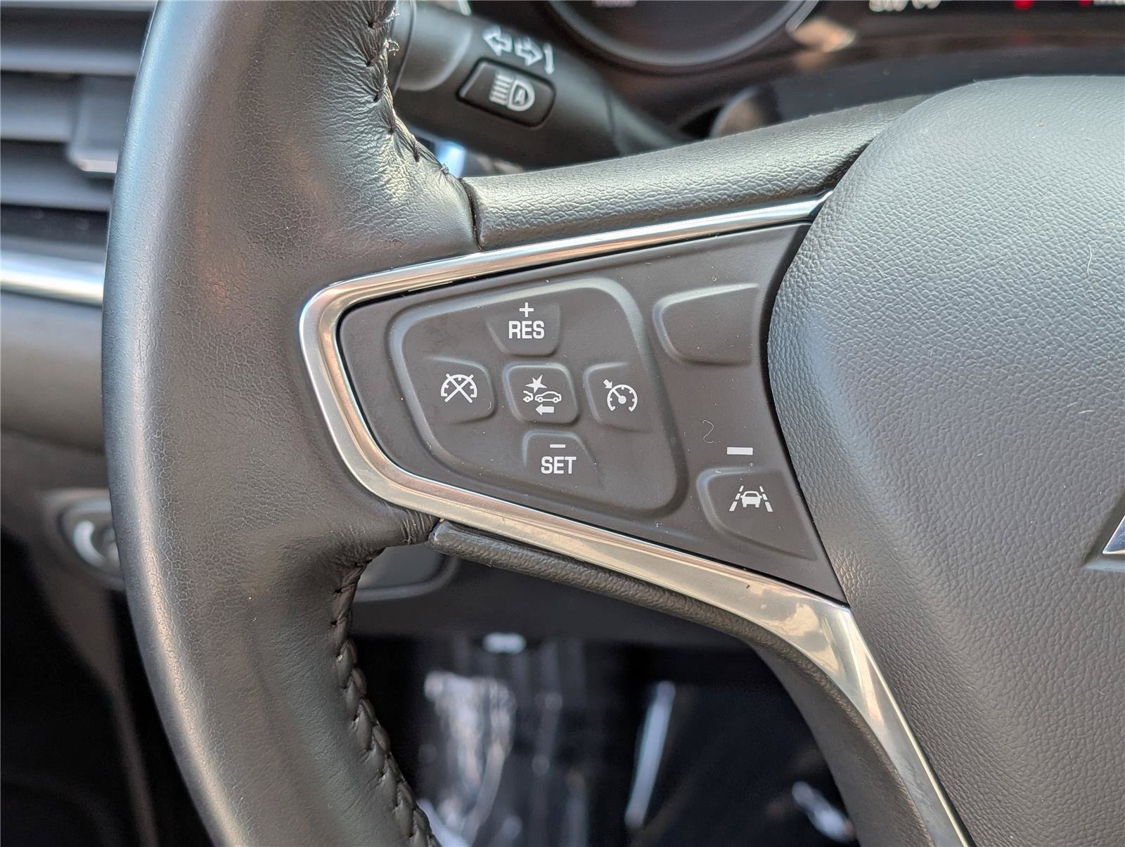 Used 2022 Chevrolet Equinox LT AWD/4WD image 22