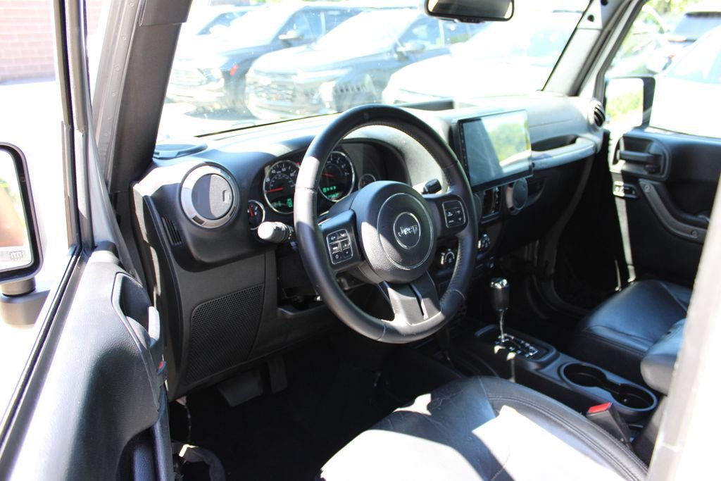 Used 2015 Jeep Wrangler Unlimited Sport w/ Quick Order Package 24S AWD/4WD image 13
