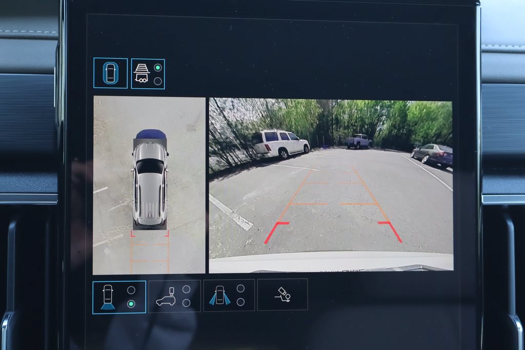 New 2026 GMC Acadia Elevation w/ Elevation Premium Package AWD/4WD image 17