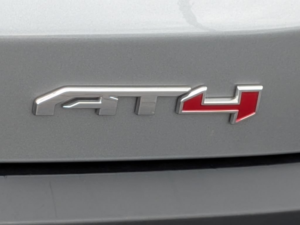 Used 2023 GMC Acadia AT4 w/ Preferred Package AWD/4WD image 9