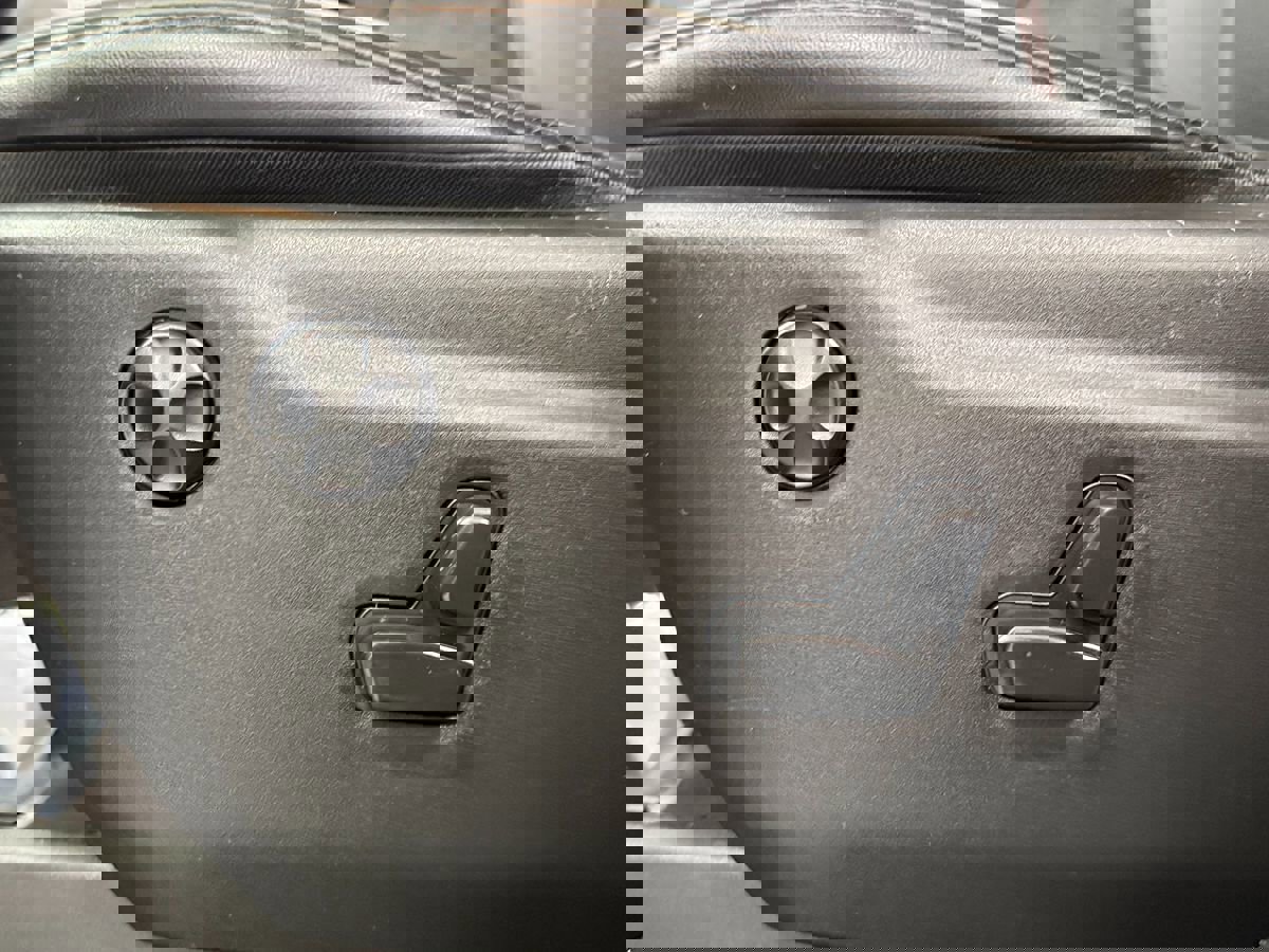 Used 2015 Dodge Durango R/T image 27