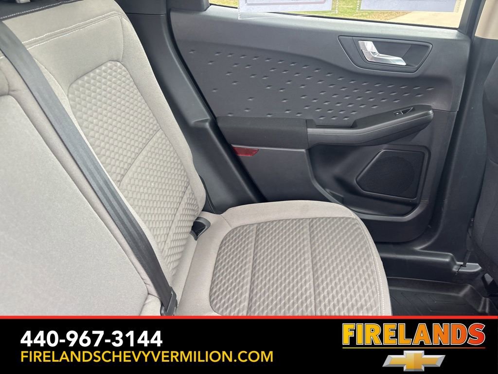 Used 2020 Ford Escape SE image 41