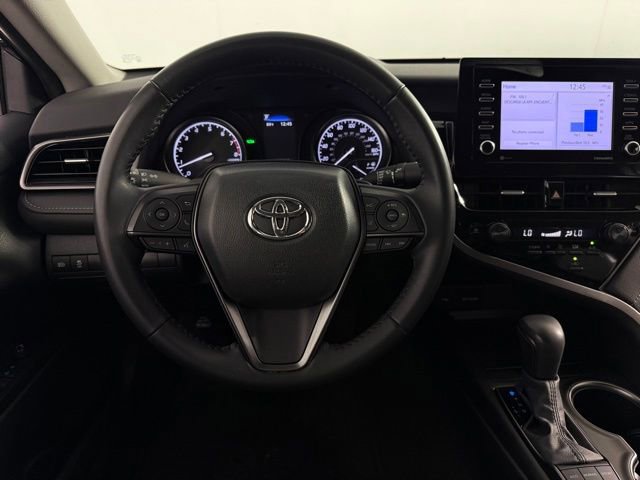 Used 2024 Toyota Camry SE w/ Convenience Package FWD image 21