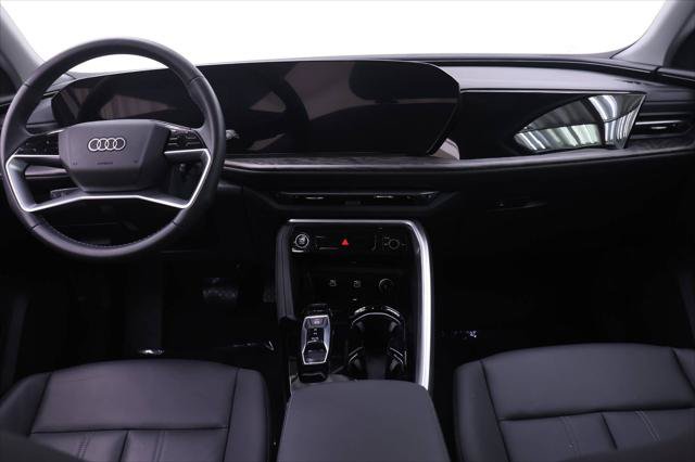 Certified 2025 Audi Q5 Premium w/ Convenience Package AWD/4WD image 8