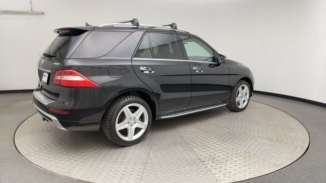 Used 2015 Mercedes-Benz ML 400 4MATIC image 2