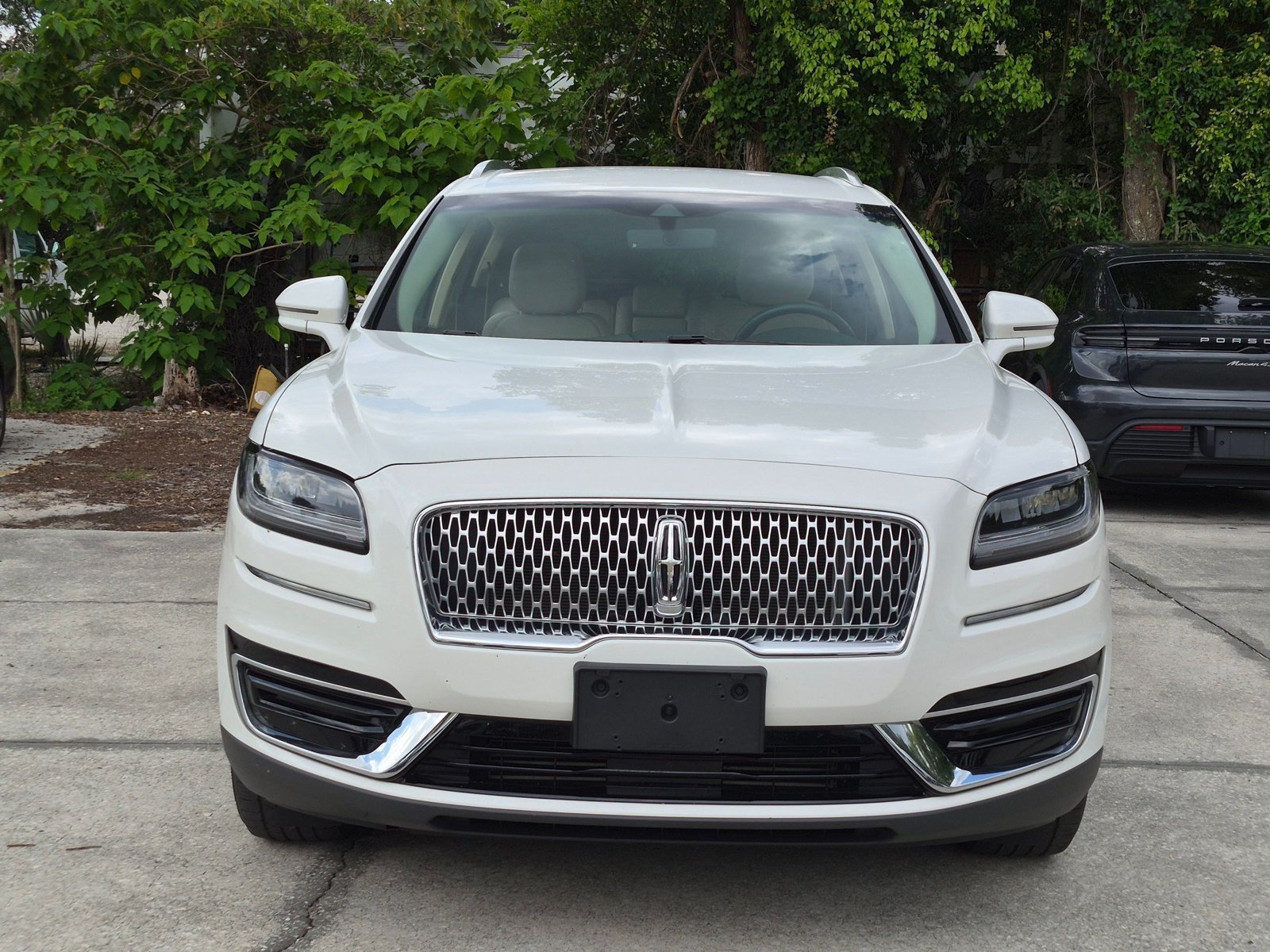 Used 2020 Lincoln Nautilus FWD w/ Equipment Group 101A image 6