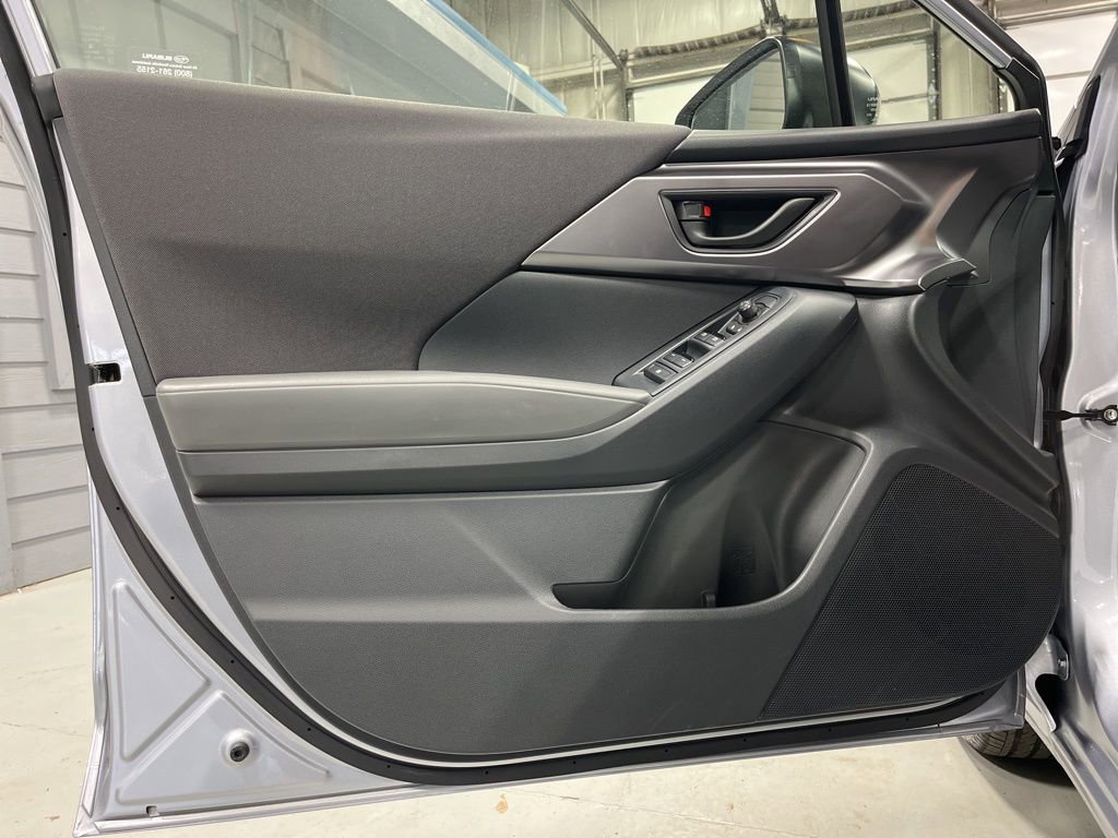 Certified 2025 Subaru Impreza 2.0i image 13