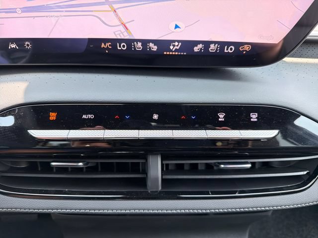 New 2026 Buick Enclave Avenir w/ Super Cruise Package FWD image 14