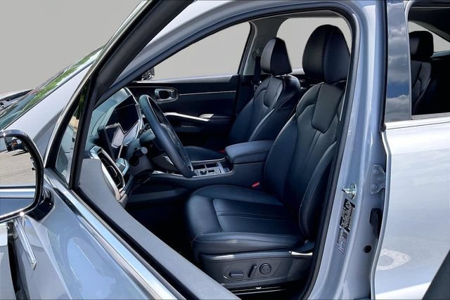 Used 2025 Kia Sorento EX w/ Panoramic Sunroof Package AWD/4WD image 15