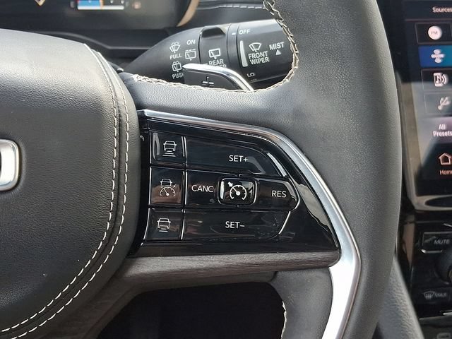 Used 2023 Jeep Grand Cherokee L Overland AWD/4WD image 23