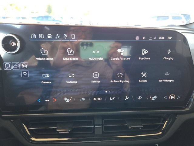New 2026 Chevrolet Equinox EV RS FWD image 34