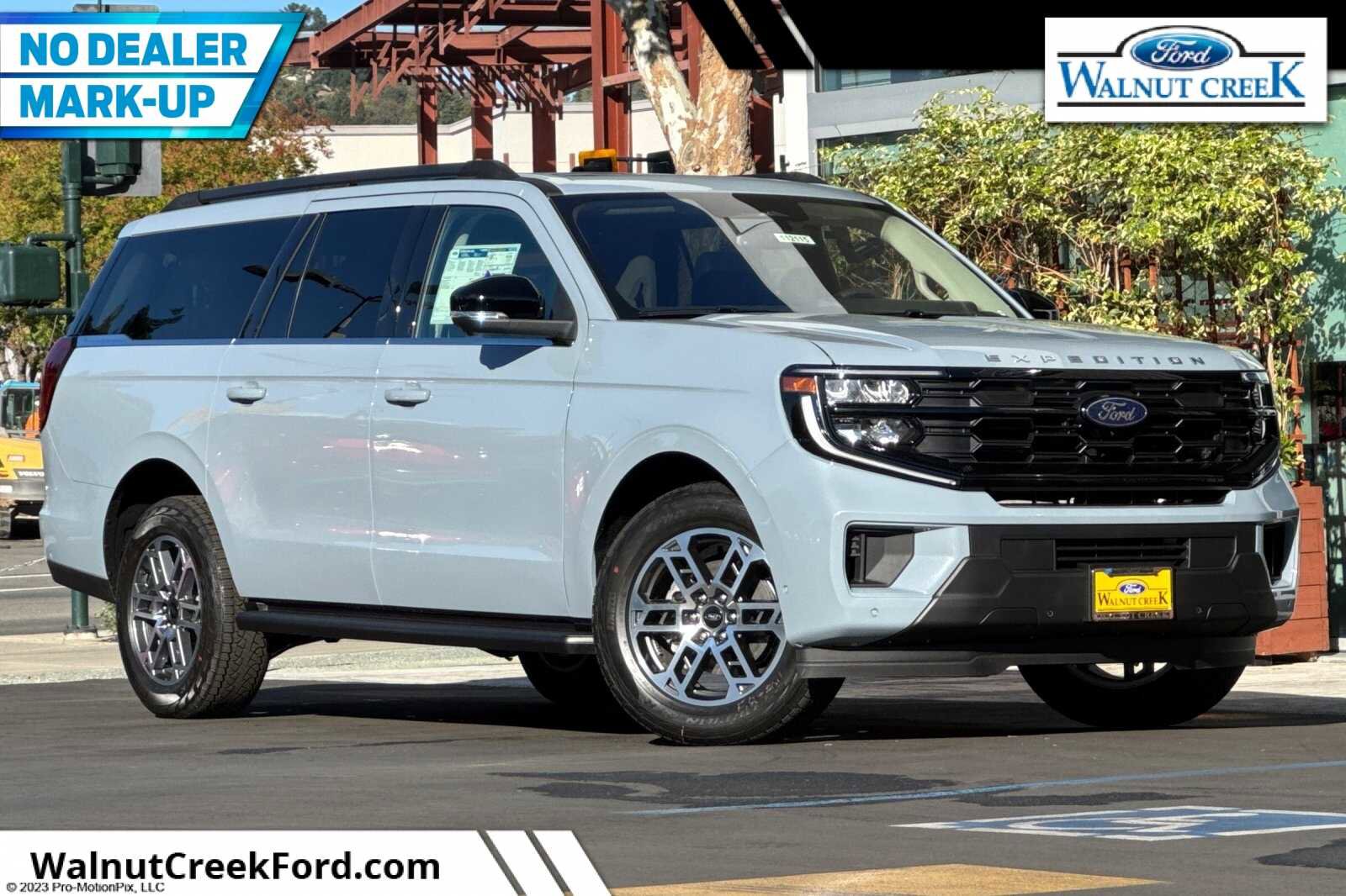 New 2025 Ford Expedition Max Active