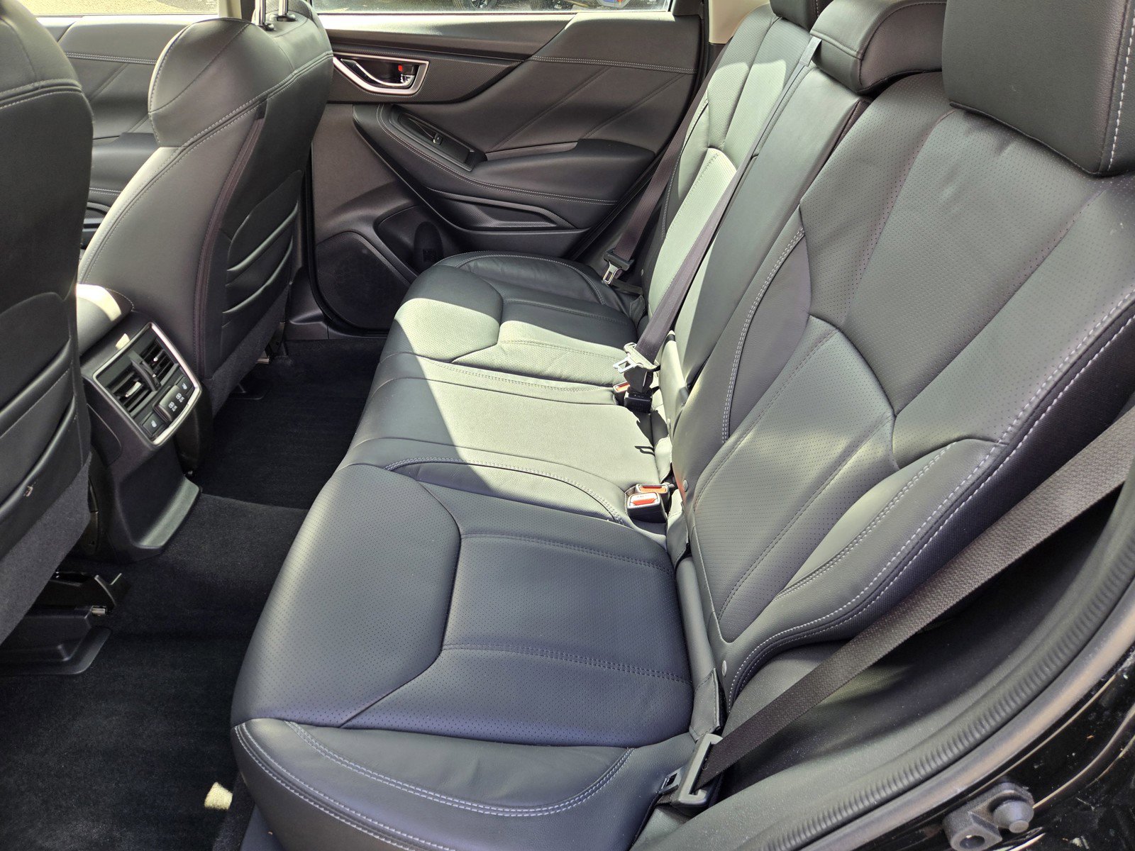 Used 2023 Subaru Forester Touring image 12