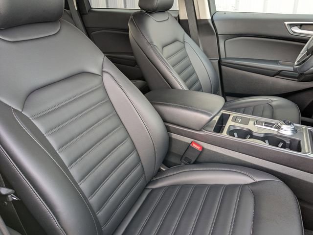 Used 2024 Ford Edge SEL w/ Convenience Package image 32