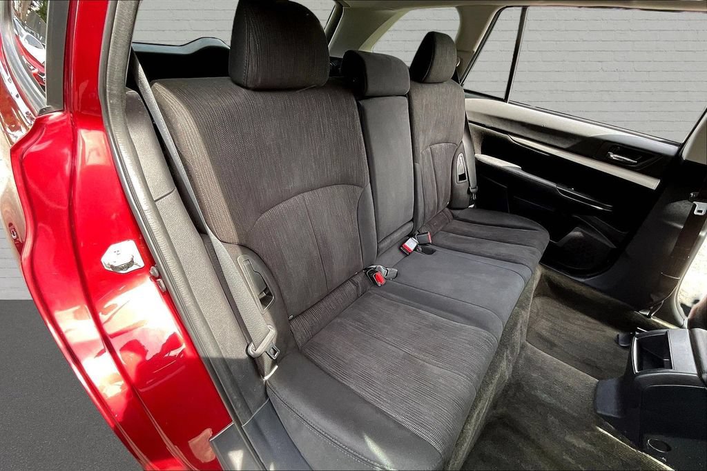Used 2013 Subaru Outback 2.5i Premium AWD/4WD image 22