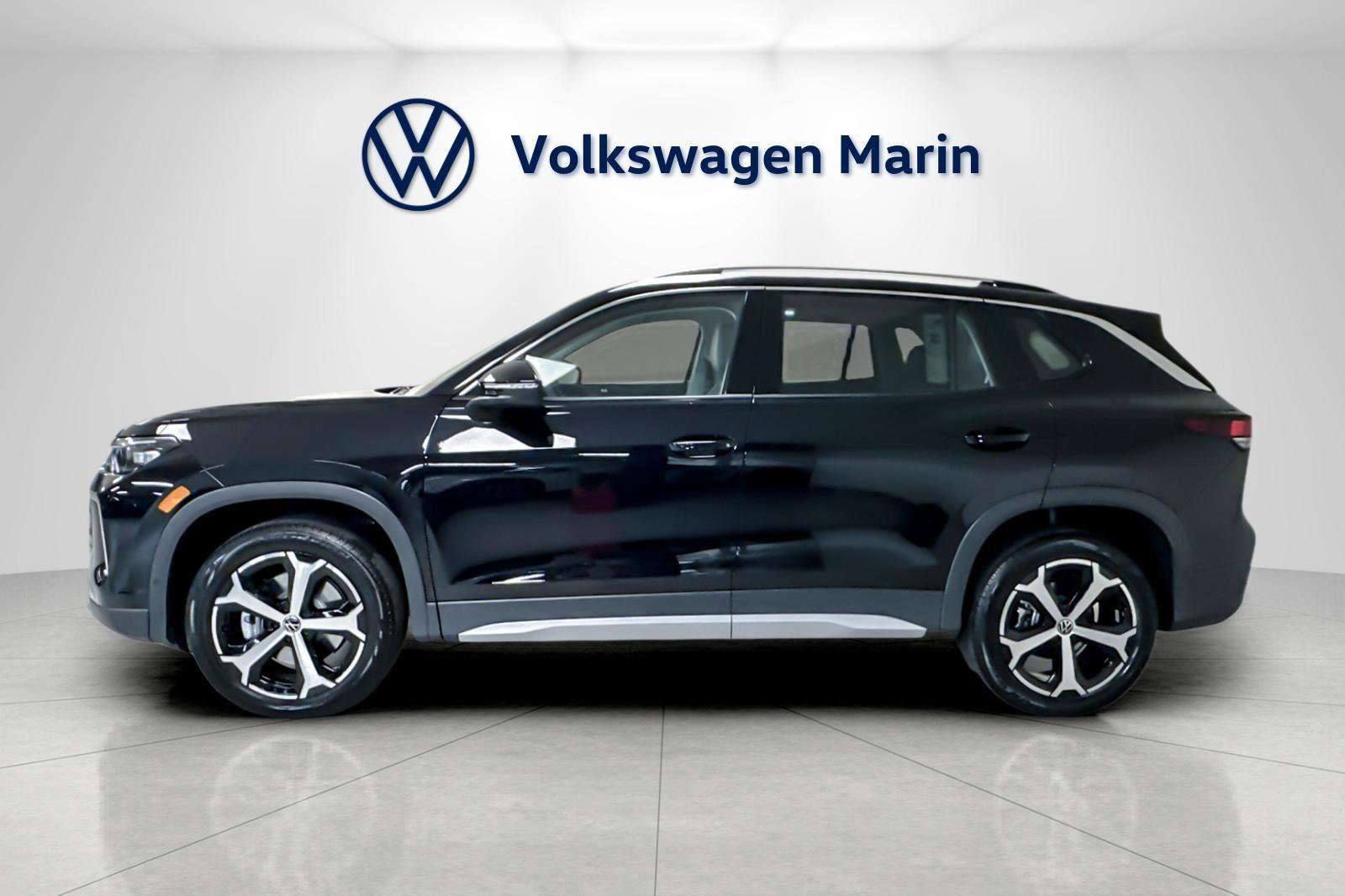 New 2026 Volkswagen Tiguan SE image 2