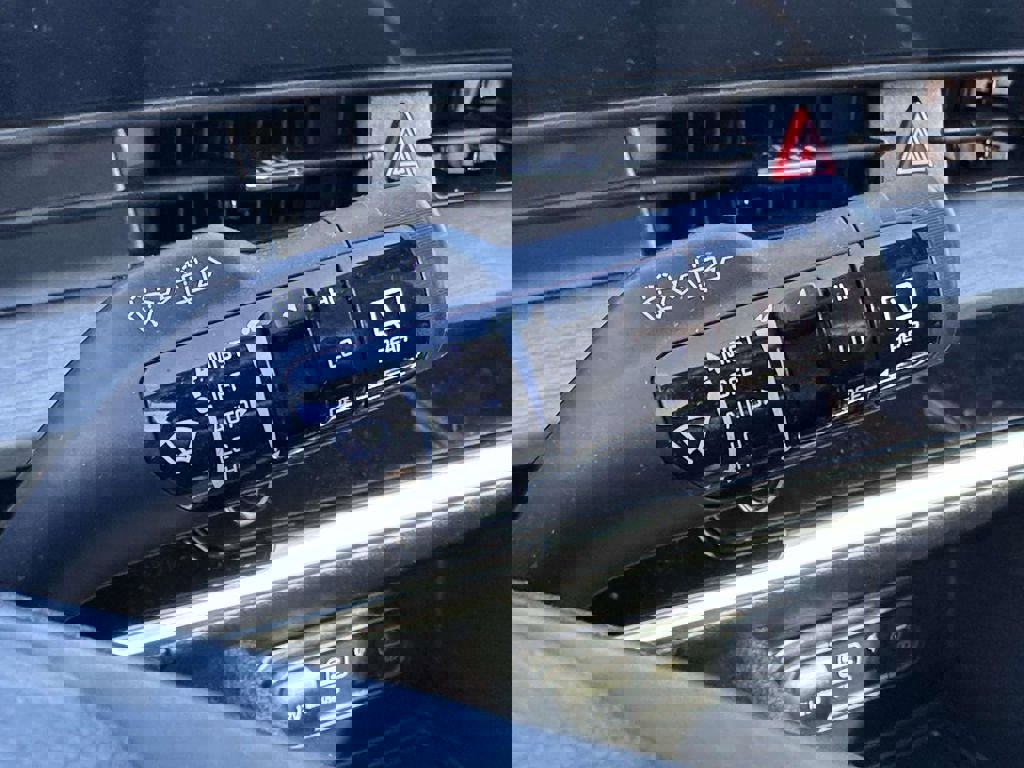 Certified 2025 Kia Sportage X-Line w/ Premium Package image 33