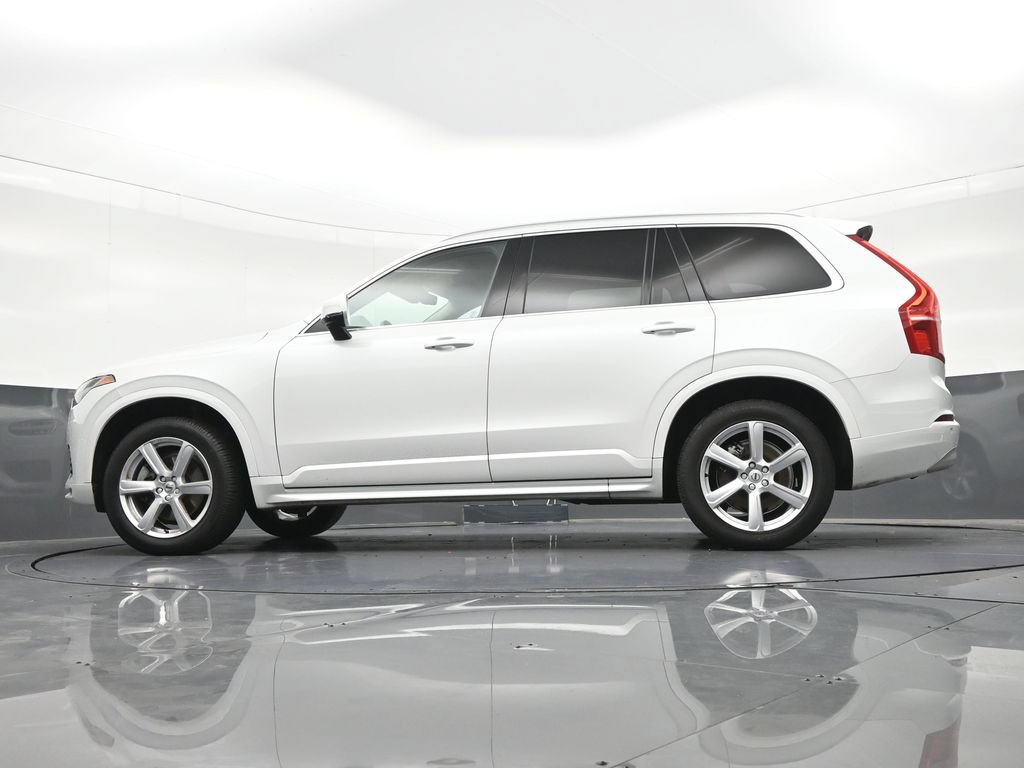 Certified 2022 Volvo XC90 T5 Momentum FWD image 24
