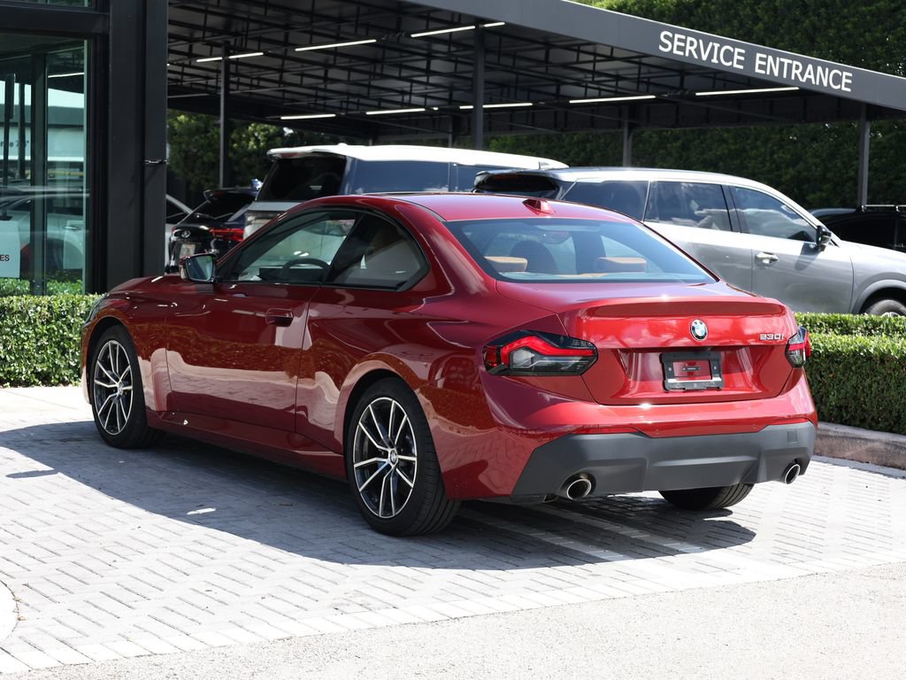 Used 2025 BMW 230i Coupe RWD image 5